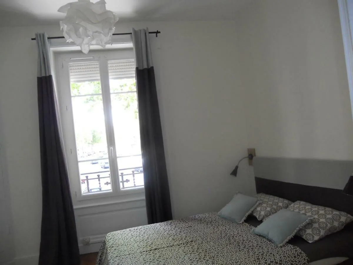 Au 303 Apartamento Lyon França